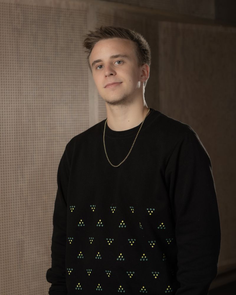 Mitarbeiterfoto Joshua Pieser 2